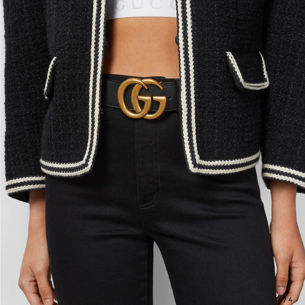 Gucci Black Belt with Gold Buckle - Picture 2 of 10